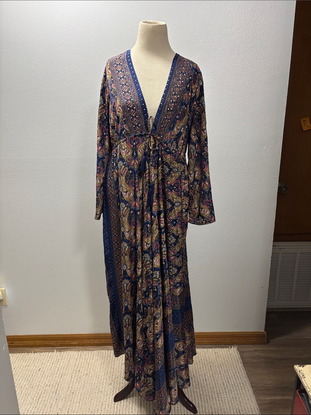Long bohemian paisley print maxi dress